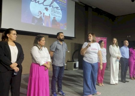 Procuradoria da Mulher representa legislativo na abertura oficial do mês da Mulher