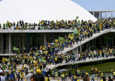 STF tem placar de 7 a 0 para tornar réus mais 200 envolvidos no 8/1