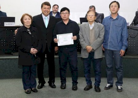 Câmara celebra Dia da Comunidade Japonesa com entrega de moção de parabenização