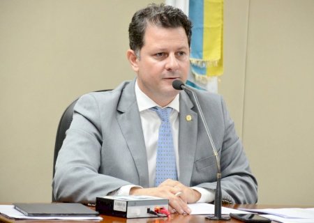 Deputado Renato cobra operação tapa-buracos no trecho do distrito de Camisão a Aquidauana