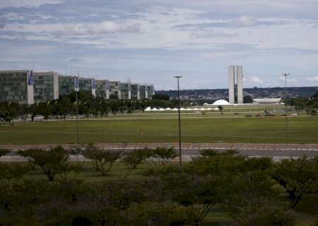 Movimentação é menor na Esplanada em estreia da seleção feminina