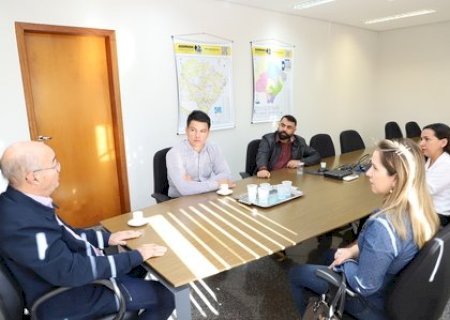 Reunião discute instalação de fábrica de ração e produção de peixes