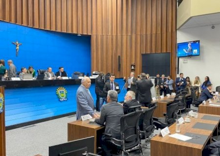Seis projetos estão previstos para serem votados nesta quinta-feira