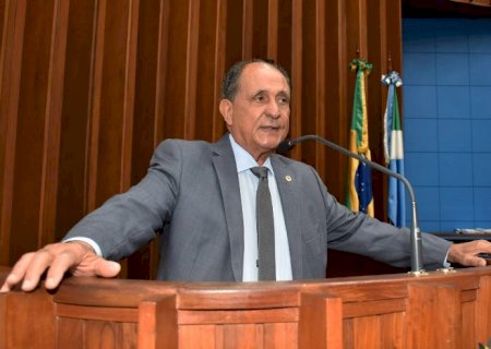 Zé Teixeira pede instalação de hospital da Cassems em Ivinhema