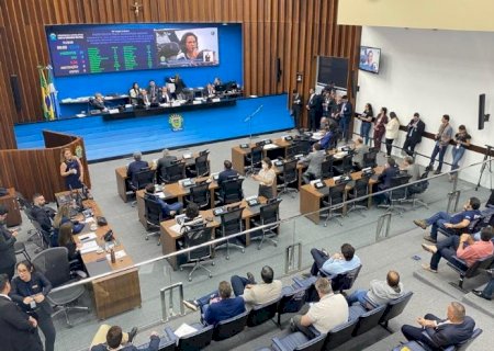Pautada para primeira discussão proposta de reajuste salarial dos professores