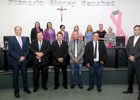 Galeria das Vereadoras é inaugurada em noite pra entrar na história de Nova Andradina