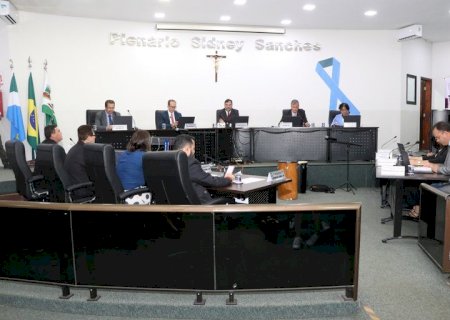 Vereadores questionam atraso na instalação de luminárias e solicitam expansão do acostamento na Rodovia MS 473