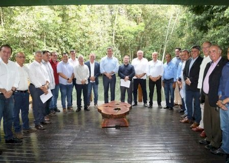 Com municipalismo forte, Governo de MS recebe demandas de municí­pios