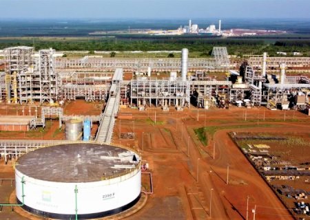 Governo Lula busca empresa para finalizar obra da maior fabrica de fertilizantes