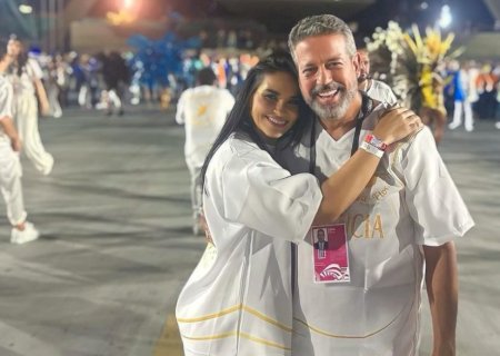 Arthur Lira desfila à frente da Beija-Flor no Carnaval do Rio de Janeiro: ‘Histórico’