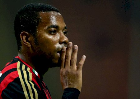 Amigo de Robinho é multado por tentativa de tumultuar processo