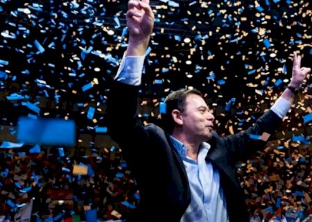 Centro-direita vence socialistas nas eleições em Portugal e extrema-direita cresce