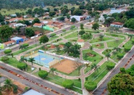 Alcinópolis: Zé Teixeira solicita obras de saneamento e lazer