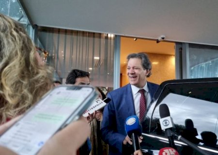 “Eu só faço isso da vida', diz Haddad depois de ser cobrado por Lula