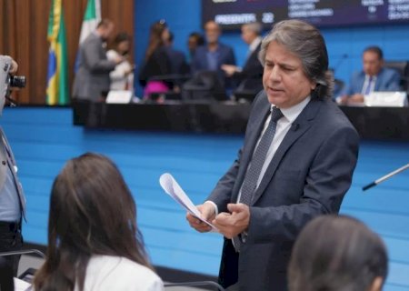 Caravina propõe criação de hospital veterinário público em MS