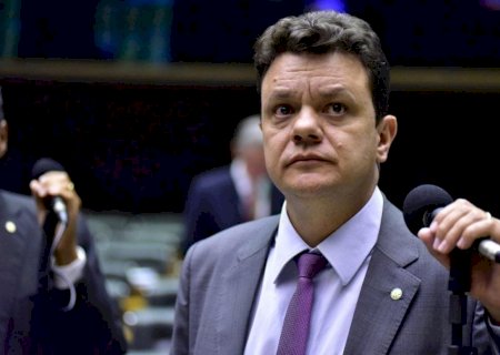 Câmara aprova projeto que mantém Bolsa Família para trabalhador contratado por safra