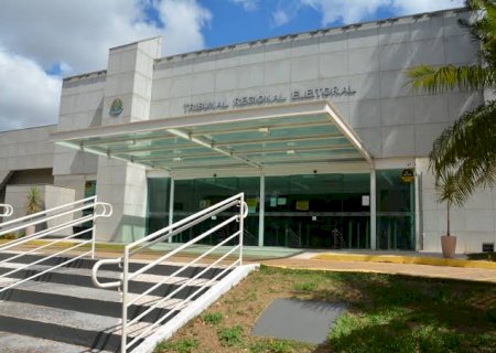 Pré-candidata a vereadora é multada em R$ 5 mil por propaganda antecipada