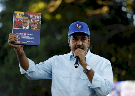 Maduro cita reconhecimento da vitória de Lula pelo TSE e pede respeito a resultado oficial na Venezuela