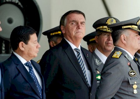 Denúncia conjunta ou fragmentada? Os caminhos caso a PGR decida enquadrar Bolsonaro por tentativa de golpe