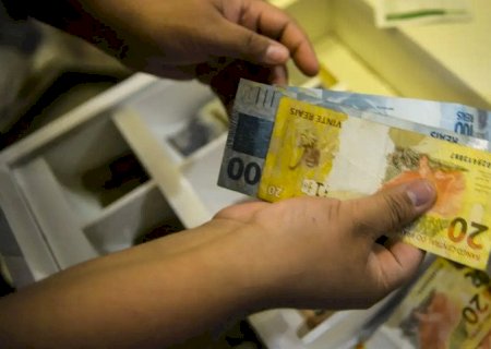 Empresas têm até esta sexta-feira para pagar o décimo terceiro salário