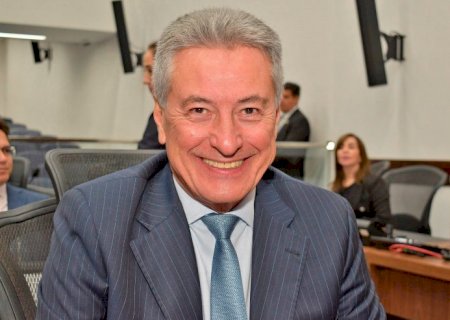 Deputados aderem à proposta de Hashioka sobre proibição de celulares em escolas de MS