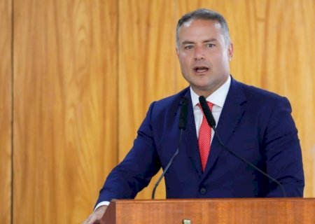 Recuo do governo dá vitória à oposição, diz Renan Filho sobre Pix