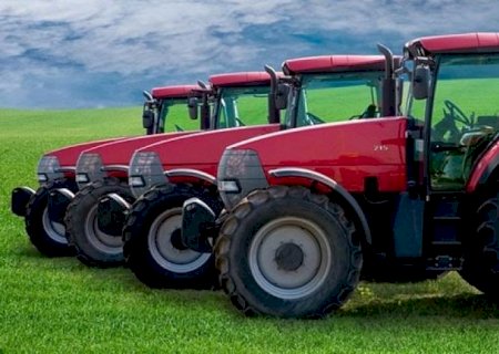 Setor de máquinas agrícolas caiu 20% em 2024, diz Anfavea