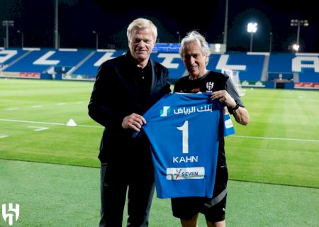 Ex-goleiro do Bayern de Munique, Oliver Kahn faz oferta milionária para compra de clube francês