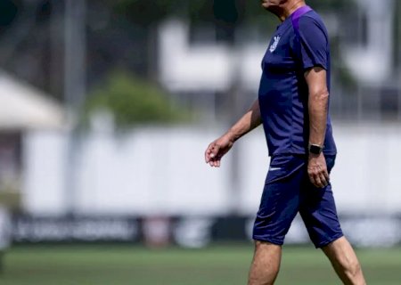 Corinthians demite o técnico argentino Ramón Díaz