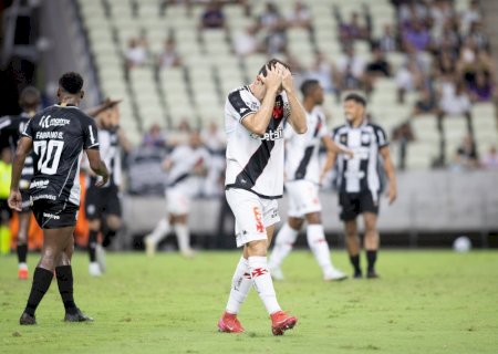 Análise: em noite infeliz da defesa, Vasco troca euforia por motivos para se preocupar no Brasileiro