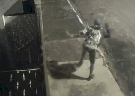 Justiça dispensa audiência e solta homem que tentou atirar em PM em Anaurilândia