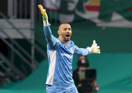 Weverton detona VAR após revés do Palmeiras: ‘Temos a categoria de c*** com tudo’