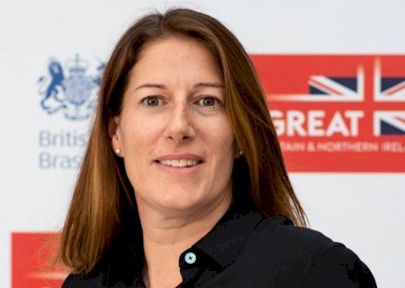 Gratuito e brasileiro: como o SUS salvou a vida da embaixadora britânica no Brasil