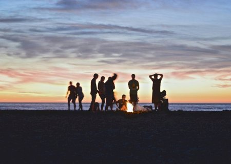 Quase qualquer atividade é melhor com amigos, conclui pesquisa