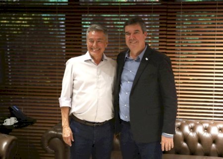 Reunião entre Hashioka e governador Riedel reforça parceria pelo desenvolvimento do Estado