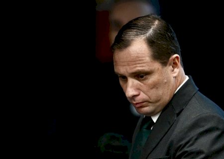 Mauro Cid vai ao STF para retirada de tornozeleira e pode ter a pena extinta