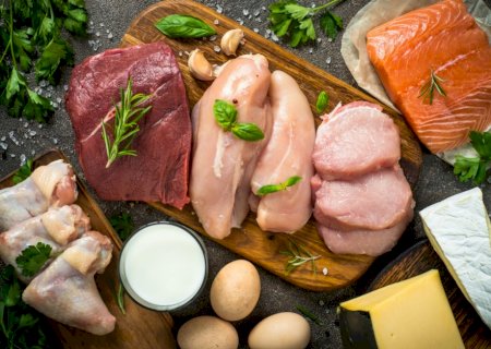 Proteínas animais e lácteos puxam alta dos alimentos em 2025