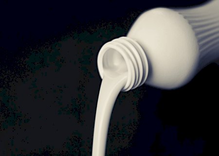 Preços do leite acumulam queda de 25,8% em 2025