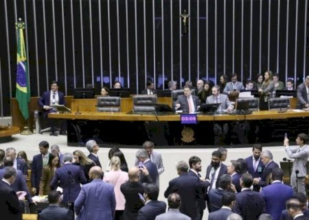 Gás do Povo, CNH e saque aniversário: Congresso tem 24 MPs de Lula pra votar