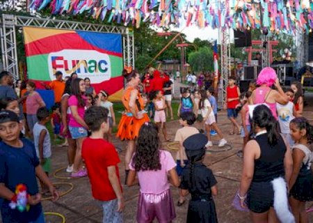Folia na Praça consolida sucesso e transforma praças em cenários de alegria e integração