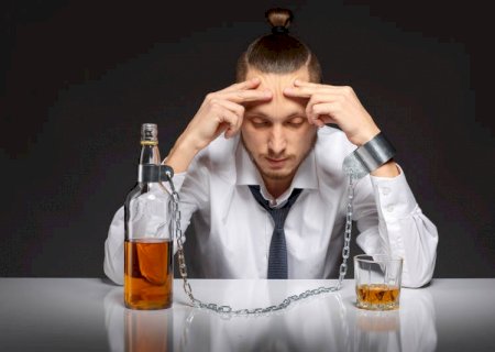 Pesquisa de Harvard e Stanford respalda a eficácia da fé contra a dependência química