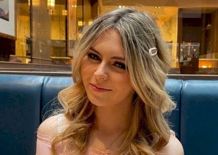 Os sintomas de câncer de mama da nossa filha foram desprezados pelos médicos porque ela tinha apenas 17 anos