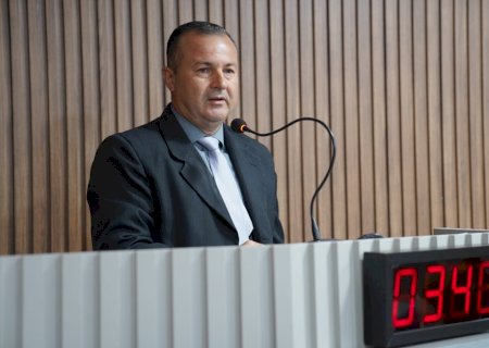 Vereador Lorinho apresenta indicações que visam melhorar mobilidade urbana e segurança no trânsito em Batayporã